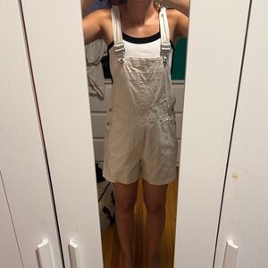 Womn’s 90s vintage gap Cream Denim Overalls